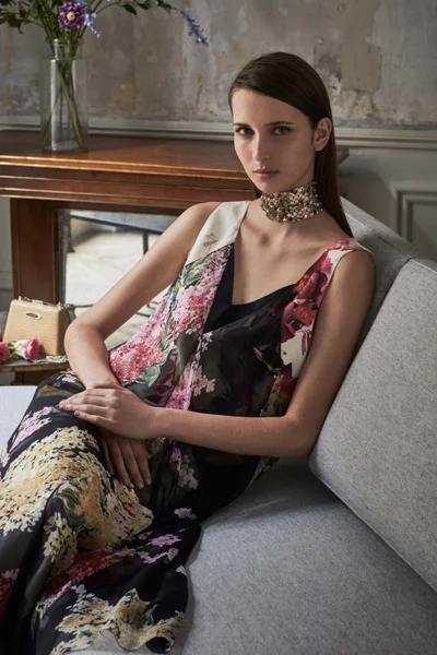 Look 24